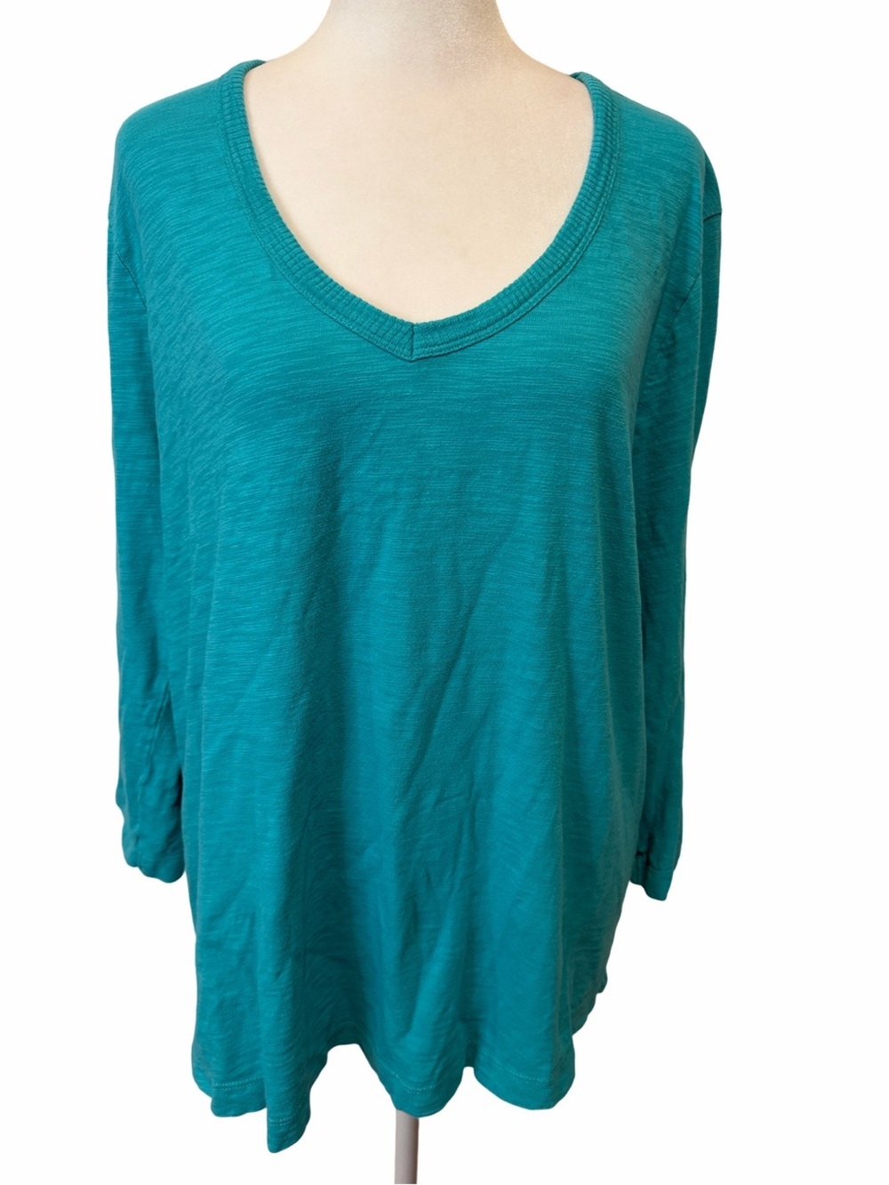Chico's Teal V-Neck Long Sleeve Top. 3/4 Sleeves. Size (3) XL.